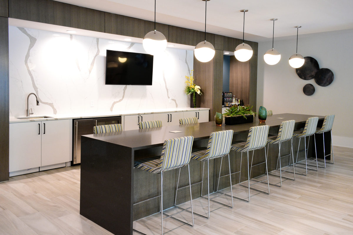 The Citizen Club Room Coffee Bar TV