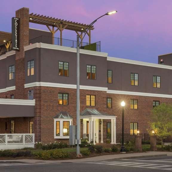 CSA Collegiate Hotel 4