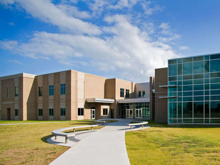 Marion Junior High School & Multipurpose Area - Chad Stewart ...